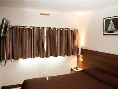 Hotel Breinoessl Инсбрук